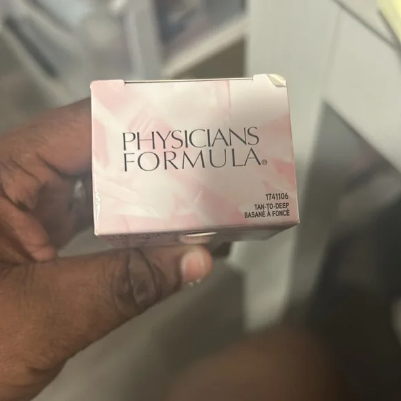 Physicians Formula Diamond Perfector BB Cream - Beige - Picture 4 of 5